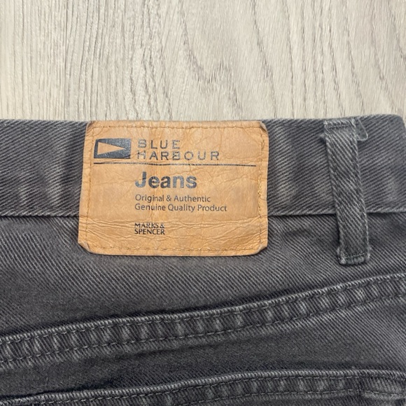 Vintage Mark and Spencer Blue Harbor Jeans 36x31 - Picture 2 of 4